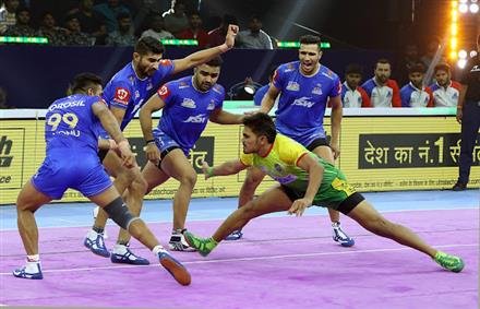SACHIN, CHIYANEH STAR AS PATNA PIRATES DEFEAT HARYANA STEELERS