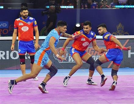 U.P. YODDHAS TACKLE MANINDER IN THE LAST SECOND TO TIE 41-41 WITH BENGAL WARRIORS