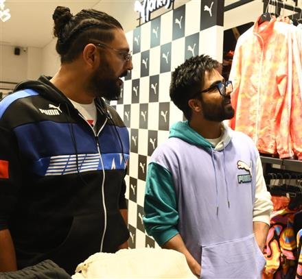 YUVI, HARRDY SANDHU HIT GEDI SPOTS, FACE OFF IN CRICKET MATCH AT PUMA STORE LAUNCH IN CHANDIGARH