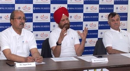 डायबिटिक रेटिनोपैथी डायबिटीज से पीड़ित एक-तिहाई लोगों को करती है प्रभावित