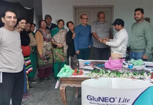 विश्व डाइबीटिस दिवस पर निशुल्क ब्लड शुगर कैम्प आयोजित