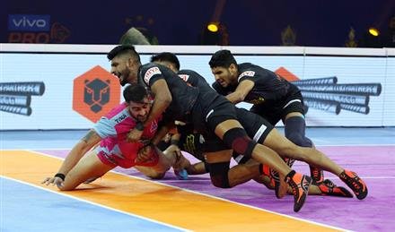 ARJUN DESHWAL STARS IN BIG WIN FOR JAIPUR PINK PANTHERS