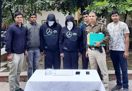 DELHI CYBE POLICE NABS ACCUSED FOR ONLINE FRAUD,  254 PAINT BUCKETS WORTH RS. 21 LACS RECOVERED