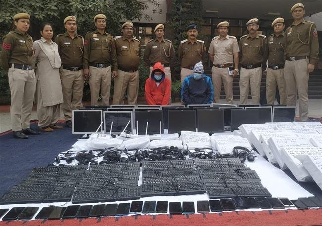 DELHI CYBER POLICE BUSTED FAKE INTERNATIONAL CALL CENTER,  FRAUDSTERS INCLUDING 26 CALLERS APPREHANDED