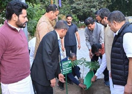 CAG HARYANA OFFICE CELEBRATES WEEKLONG AUDIT DIWAS.  SPEAKER ATTENDS  CELEBRATIONS