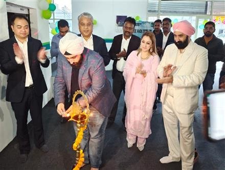 SCHWING STETTER INDIA LAUNCHES NEW XCMG HYDRAULIC EXCAVATOR IN CHANDIGARH