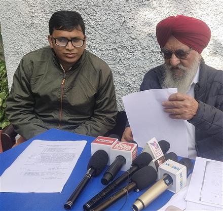 UT ADMN REQUESTED TO PROVIDE PASSAGE TO A HOUSE IN MANIMAJRA