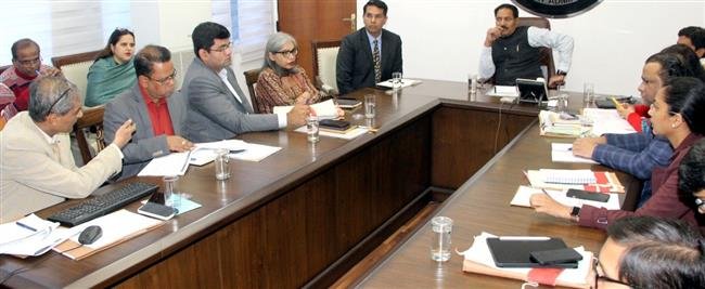 EXPEDITE THE WORKS AND COMPLETE THE PROJECTS IN GIVEN TIMELINE – ADVISER ON CHANDIGARH MASTER PLAN MEET