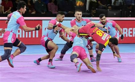 SAHUL KUMAR HELPS JAIPUR PINK PANTHERS SEAL FINAL SPOT