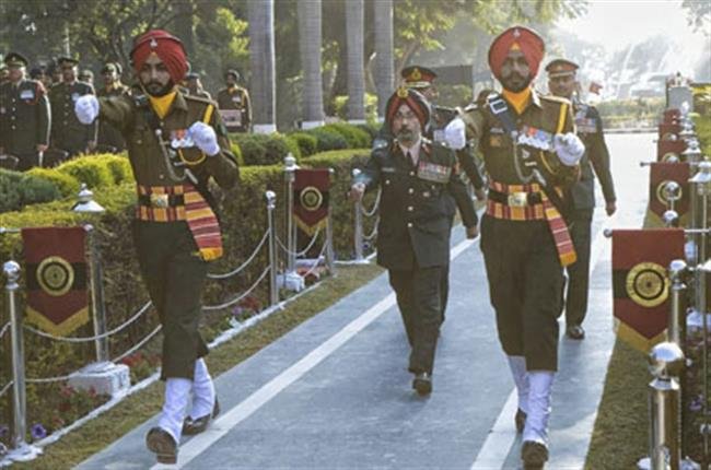 पश्चिम कमान द्वारा जम्मू व चंडीमंदिर में विजय दिवस का आयोजन