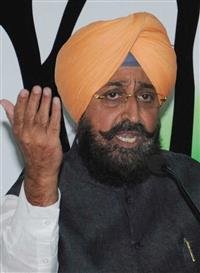 BAJWA DOUBTS AAP'S INTENTION TO APPOINT EX-BUREAUCRATS OF DELHI IN RERA PUNJAB