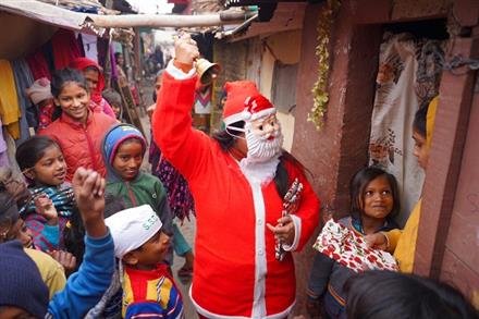 NGO TAMMANA TURNED SANTA CLAUS FOR THE CHILDREN