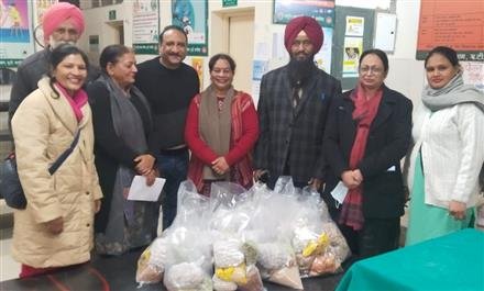 MERI UDDAN WELFARE FOUNDATION  DISTRIBUTES RATION KITS TO TB PATIENTS