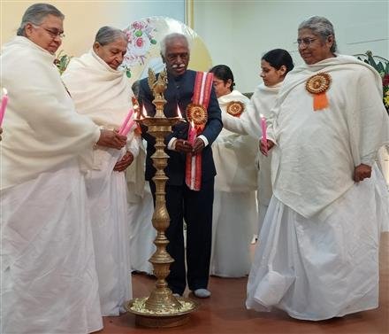 अध्यात्म का मूल है, मन की शांति, बेहतर निर्णयों के लिए मन का शांत होना आवश्यक: राज्यपाल