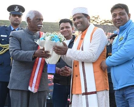 उत्तरायणी/मकरैणी मेले का उत्तराखंड युवा मंच द्वारा सेक्टर 42 लेक में मकर संक्रांति के उपलक्ष्य में भव्य आयोजन