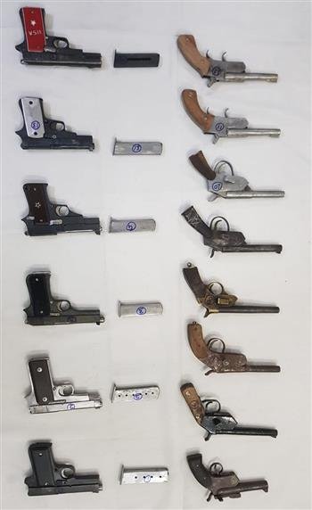DELHI POLICE BUSTED TWO INTERSTATE ILLEGAL FIREARMS SYNDICATES, FOUR ACTIVE MEMBERS WITH 18 PISTOLS RECOVERED