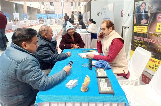 मोहाली वॉक में नववर्ष, लोहड़ी और मकर सक्रांति पर मेगा एस्ट्रो मेला