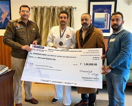 BUDO KAI DO MIXED MARTIAL ARTS PLAYER EKAMVEER GETS RS 1 LAKH AWARD