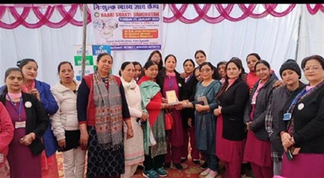नारी शक्ति संगठन ने लगाया मुफ्त स्वास्थ्य जाँच शिविर