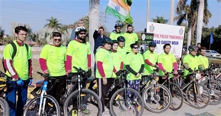 THE ROAD SAFETY ORGANIZATION (RSO) IN COLLABORATION WITH PANCHKULA TRAFFIC POLICE ORGANISED CYCLE RALLY