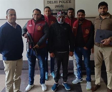 ACTIVE MEMBER OF NANDU GANG WANTED IN A SENSATIONAL DAY LIGHT ROBBERY OF HYDERABAD ARRESTED
