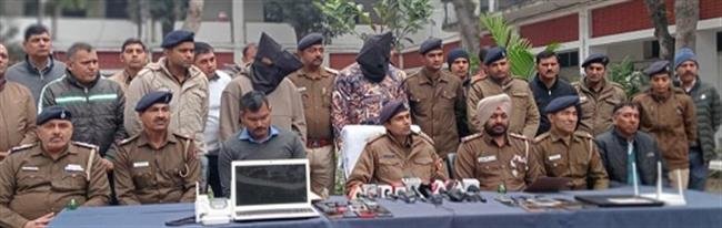 NIGERIAN GANG OF CHEATS BUSTED DUPING  CHANDIGARH LADY DOCTOR   47 LACS, .