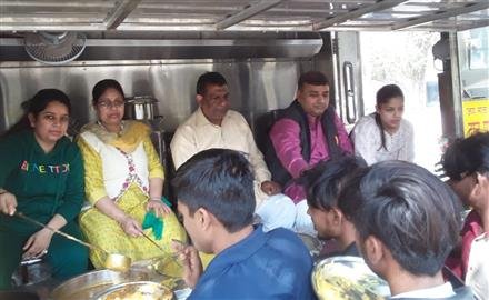 महाशिवरात्रि पर महा-भंडारा आयोजित किया