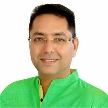 12 अधिकारियों/कर्मचारियों को कारण बताओ नोटिस जारी