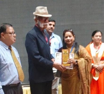 MONA GHARU GETS  'SAVE THE HUMANITY – THE CHANGE MAKER AWARD FOR 2023