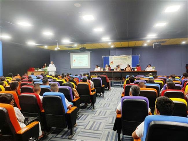 भारतीय वैज्ञानिकों और विज्ञान संस्थान की भूमिका विषय पर सेमिनार आयोजित