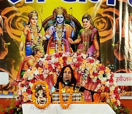 तुम्ह जो कही यह कथा सुहाई। कागभुशण्डि गरुड़ प्रति गाई॥