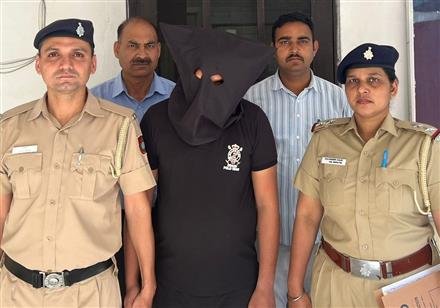 CYBER CRIME CELL NABS ACCUSED THREATENING  GIRL FRIEND TO UPLOAD OBSENCE VIDEO FROM UP