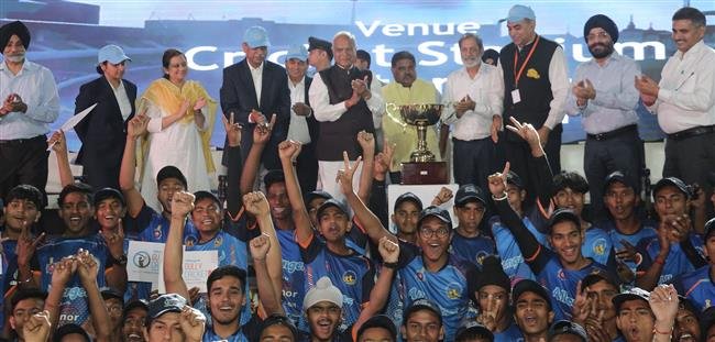 UT ADMINISTRATOR BANWARILAL PUROHIT INAUGURATES THE ‘ALLEGNERS GULLY CRICKET TOURNAMENT'