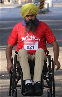 वर्ल्ड पार्किंसंस डे पर आयोजित हुई वॉकाथॉन