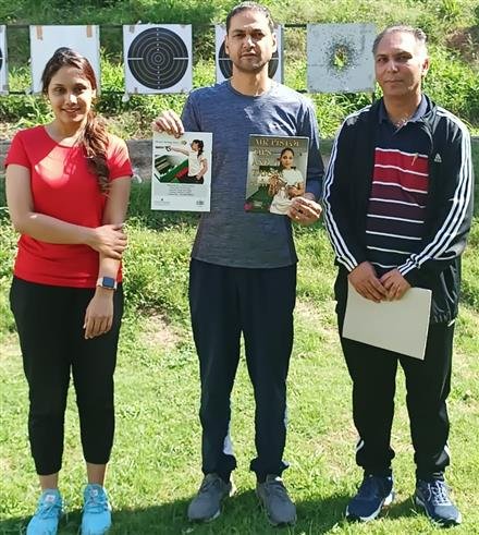 HIMACHAL SPORTS DIRECTOR RELEASED BOOK ” AIR PISTOL TIPS AND TRICKS PART 4