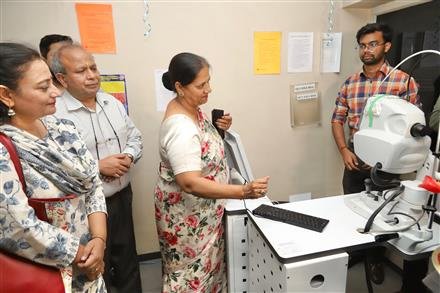 NEW “CENTRE OF EXCELLENCE FOR RETINA”: MIRCHIA’S LASER EYE CLINIC ,UNVEILED BY DR SUMAN SINGH, UT HEALTH DIRECTOR