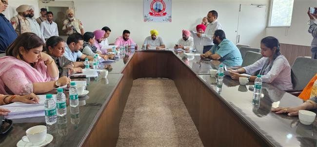 नगर परिषद के पिछले एक साल में विकास के नाम पर खर्च किए गए 117 करोड़ रुपए की विजिलेंस जांच के दिए आदेश