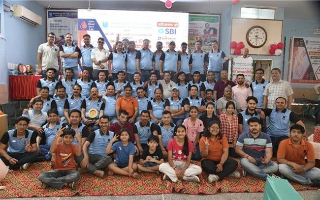 उत्तराखंड युवा मंच द्वारा आयोजित 30वां रक्तदान शिविर सम्पन