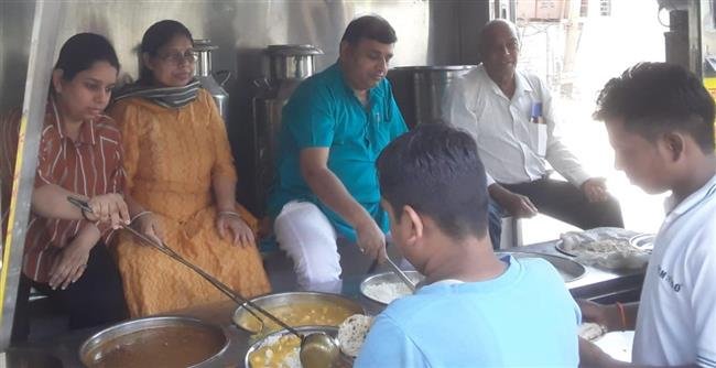 पंचकूला इंडस्ट्रियल एरिया में भंडारा आयोजित