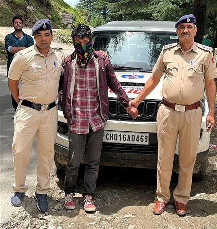 CHANDIGARH POLICE CRACK DOWN ON DRUG PEDDLERS, MAIN DEALER AMONG THREE NABBED FROM KULLU