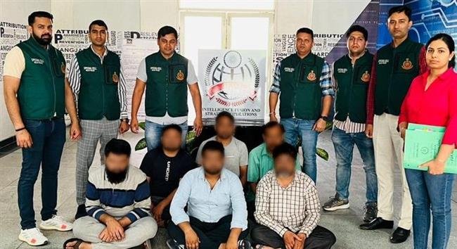 DELHI POLICE BUSTED GANG OF CHEATS INVOLVED IN FRAUDULENT LOAN APP CALLED “CASH ADVANCE”. 6 ARRESTED