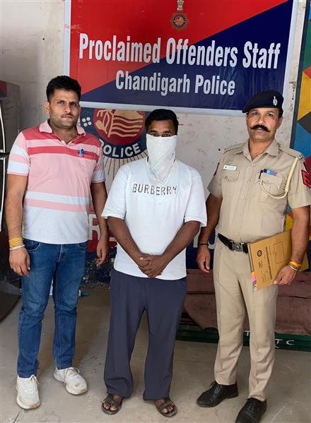 TWO PROCLAIMED OFFENDERS INCLUDING ONE PO OF 12 YEARS OLD CASE IN POLICE TRAP