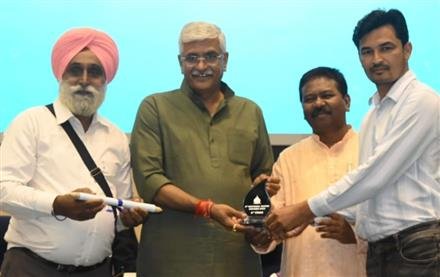 MANJEET SINGH HONOURED WITH NATIONAL WATER AWARD