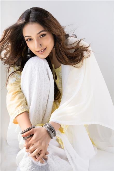 PUNJAB’S SIMRITA SANDHU MAKES HER ACTING DEBUT WITH SONG RABB NI MAAF KAREGA