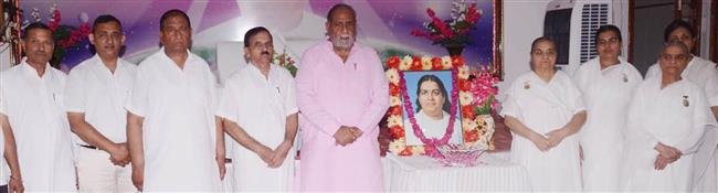 TRIBUTES PAID TO MATESHWARI JAGDAMBA SARASWATI