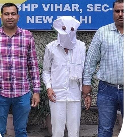 TWO NOTORIOUS AGENTS ARRESTED, DUPING SRI LANKAN NATIONALS ON THE PRETEXT OF SENDING THEM TO FOREIGN SHORES VIA INDIA
