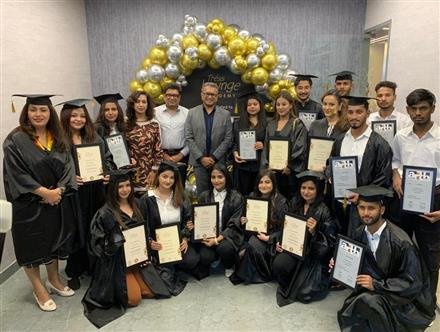 TRESS LOUNGE ACADEMY, SECTOR 8, CHANDIGARH HOLDS GRADUATION CEREMONY