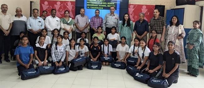 SPORTS KITS PROVIDED TO 40 HANDBALL PLAYERS