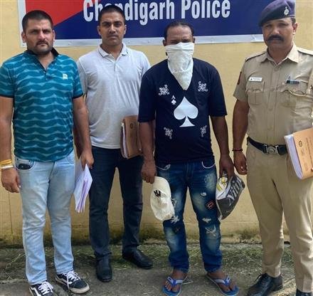 PO INVOLVED IN 14 YEARS OLD MULTIPLE CASES OF ROBBERY, SNATCHING AND THEFT IN POLICE NET